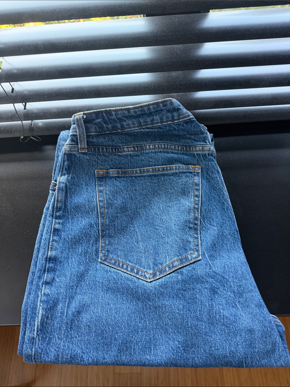 Abercrombie & Fitch Curve Love 90’s Relaxed Jean High-Rise